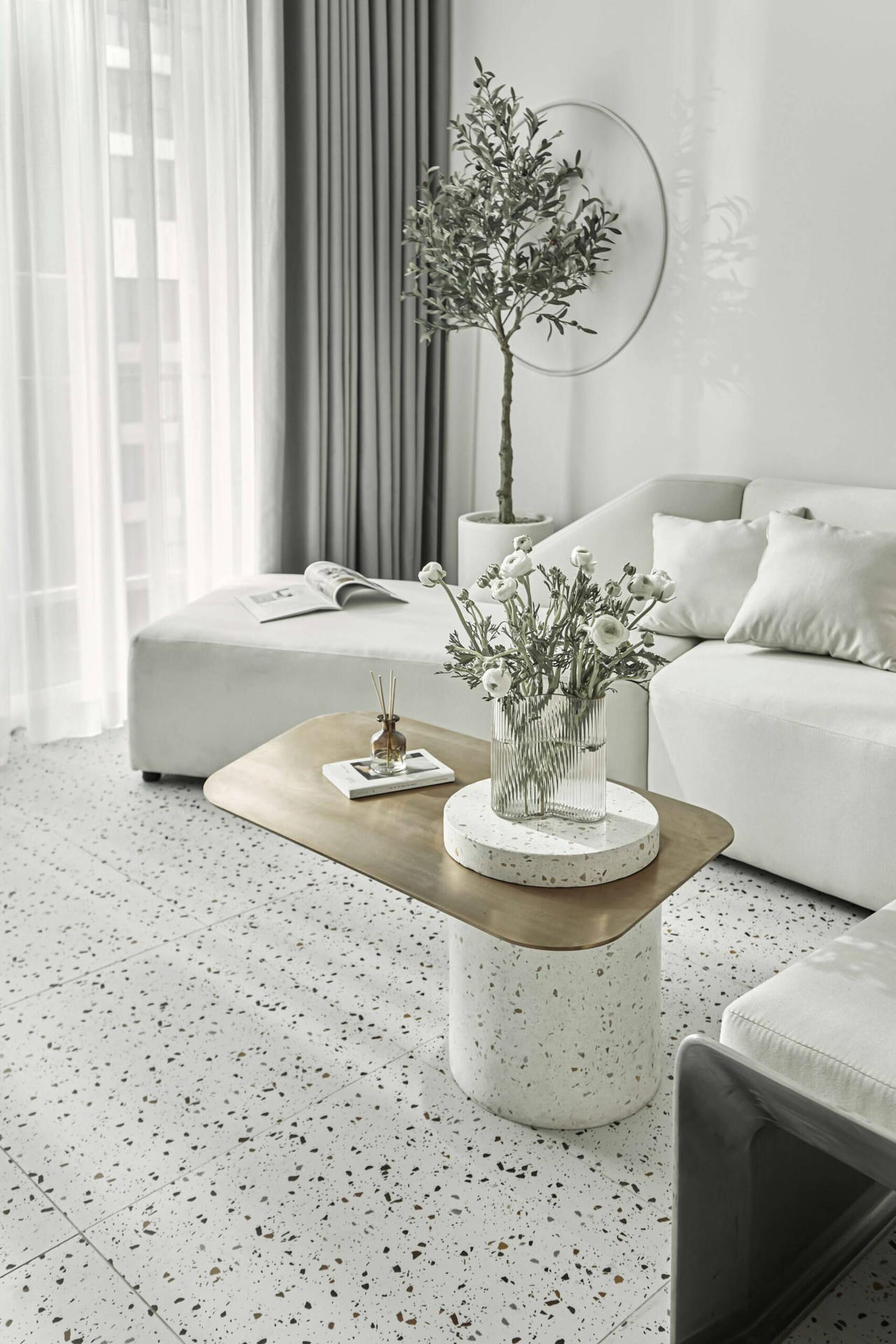 Ngắm nhìn Căn Hộ Mặt Trăng 85m² với phong cách thiết kế Futurism