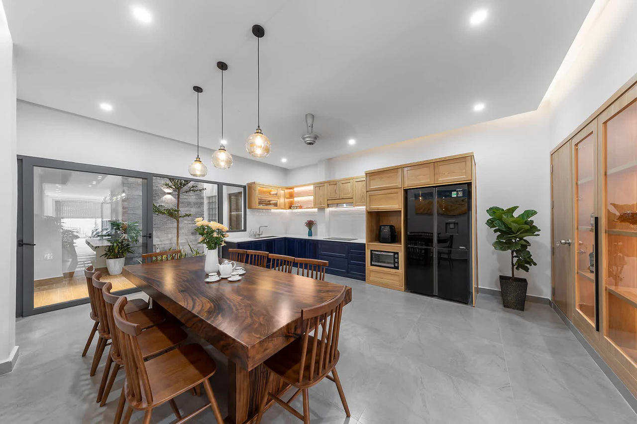 Chiêm ngưỡng ngôi nhà lột xác sau quá trình cải tạo ở Sài Gòn 