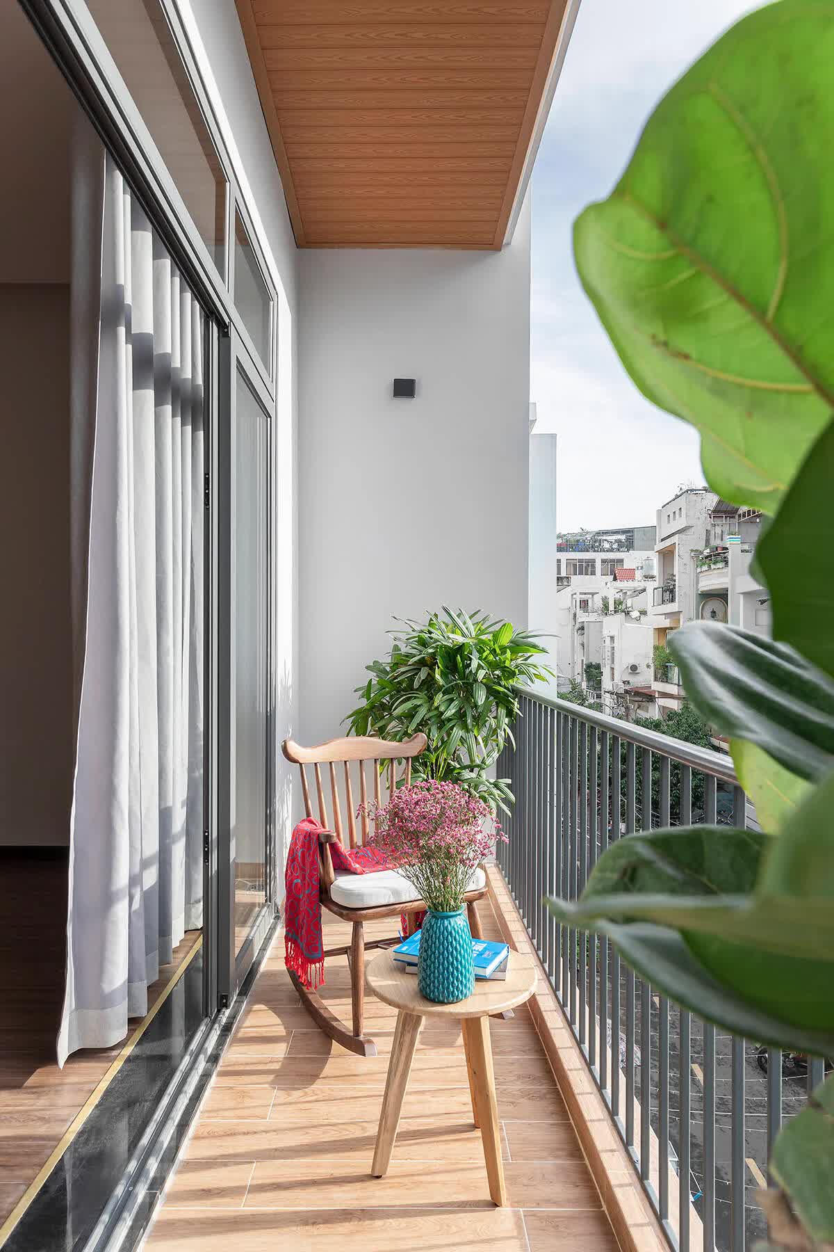 Chiêm ngưỡng ngôi nhà lột xác sau quá trình cải tạo ở Sài Gòn 