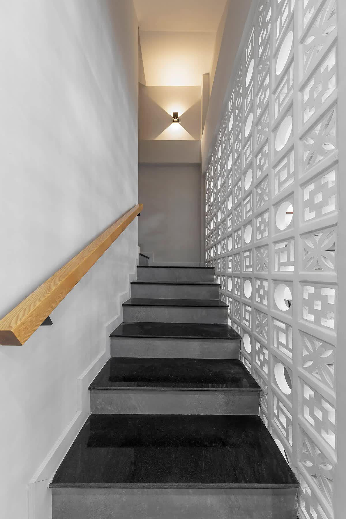 Chiêm ngưỡng ngôi nhà lột xác sau quá trình cải tạo ở Sài Gòn 