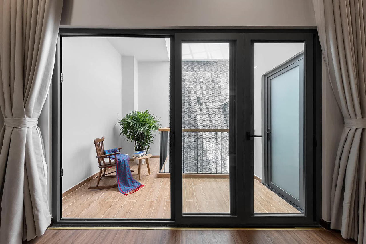 Chiêm ngưỡng ngôi nhà lột xác sau quá trình cải tạo ở Sài Gòn 