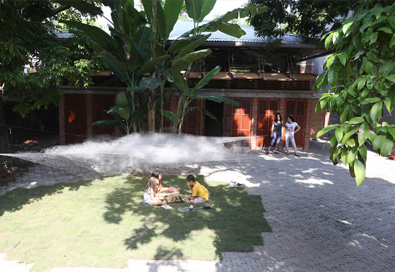 Chiêm ngưỡng nhà tre truyền thống đẹp dung dị giữa lòng Hà Nội 