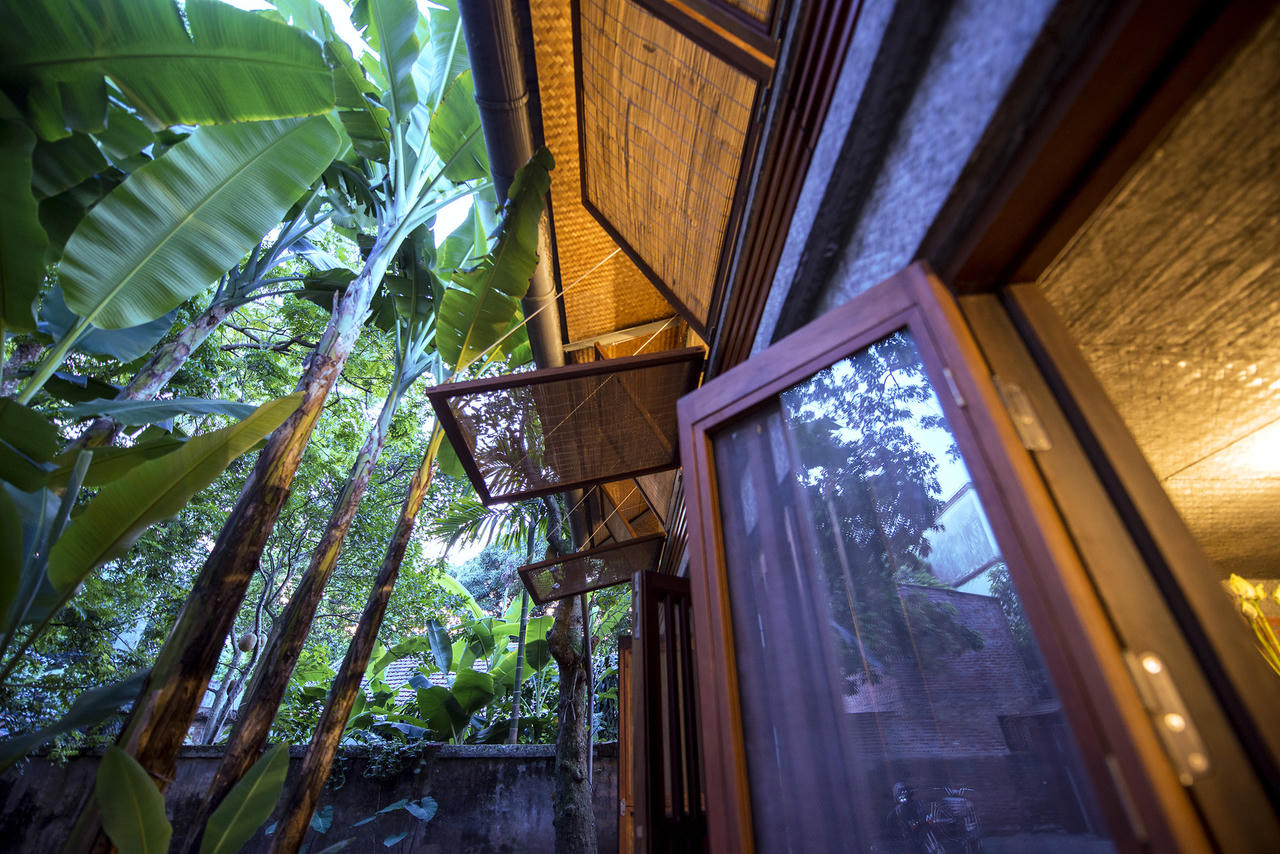 Chiêm ngưỡng nhà tre truyền thống đẹp dung dị giữa lòng Hà Nội 