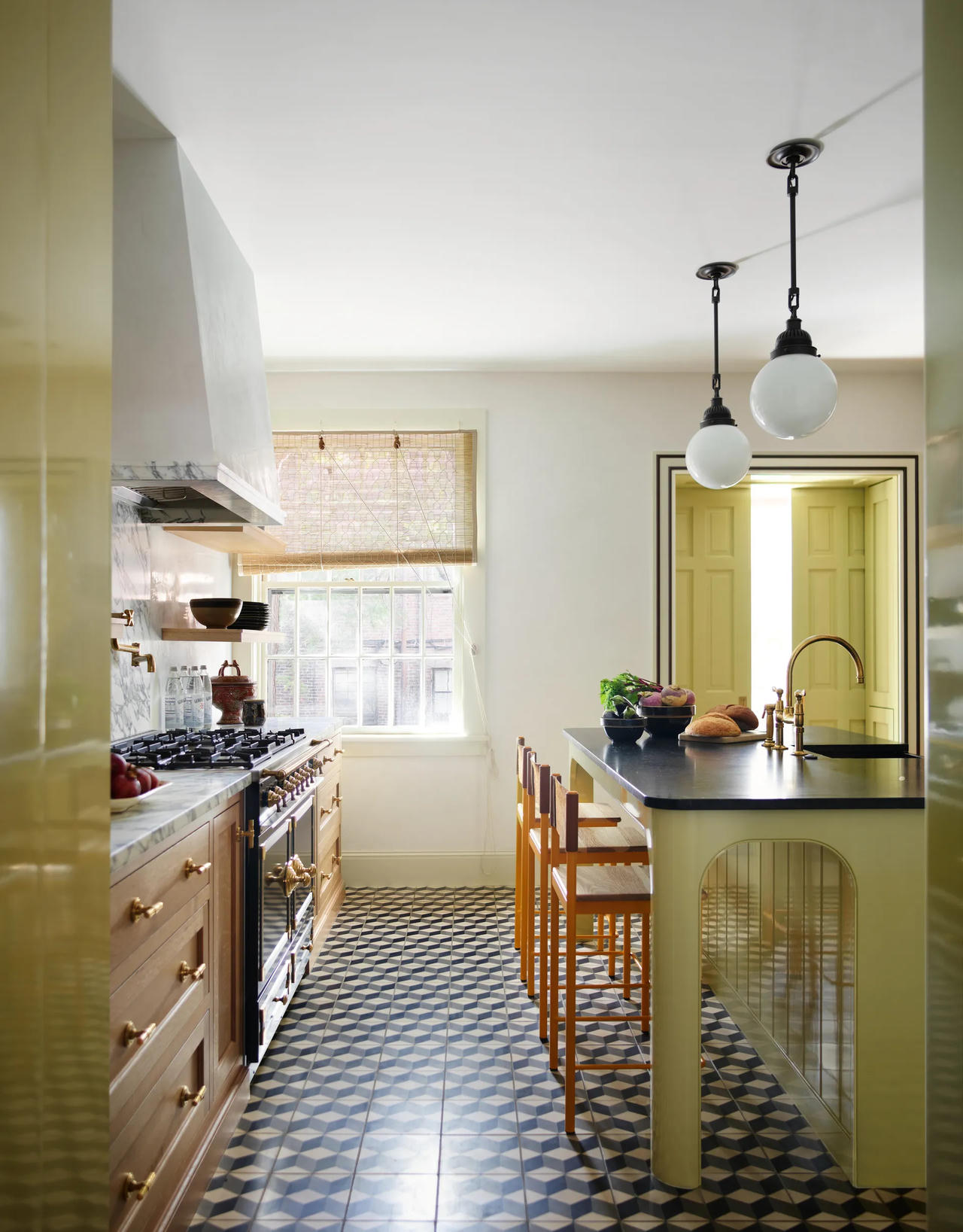 Ngôi nhà mang phong cách kiến trúc kiểu Anh giữa lòng nước Mỹ 