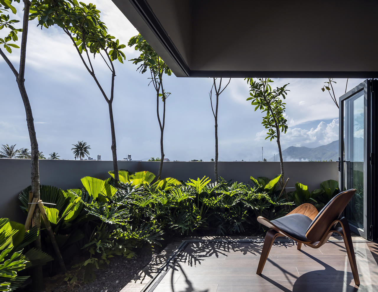 Ngắm căn biệt thự với kiến trúc xanh độc đáo ở Nha Trang