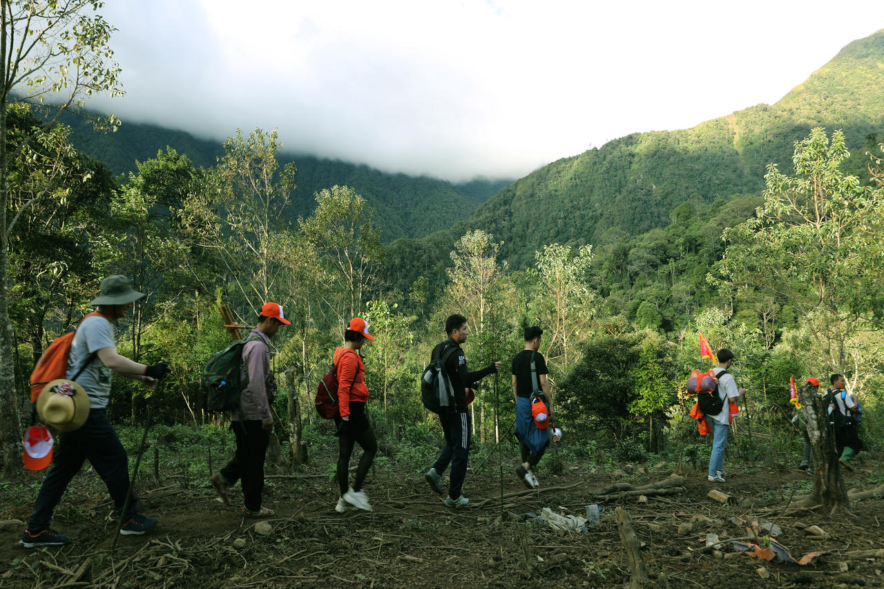 Các đồ dùng cá nhân cần mang theo khi đi leo núi