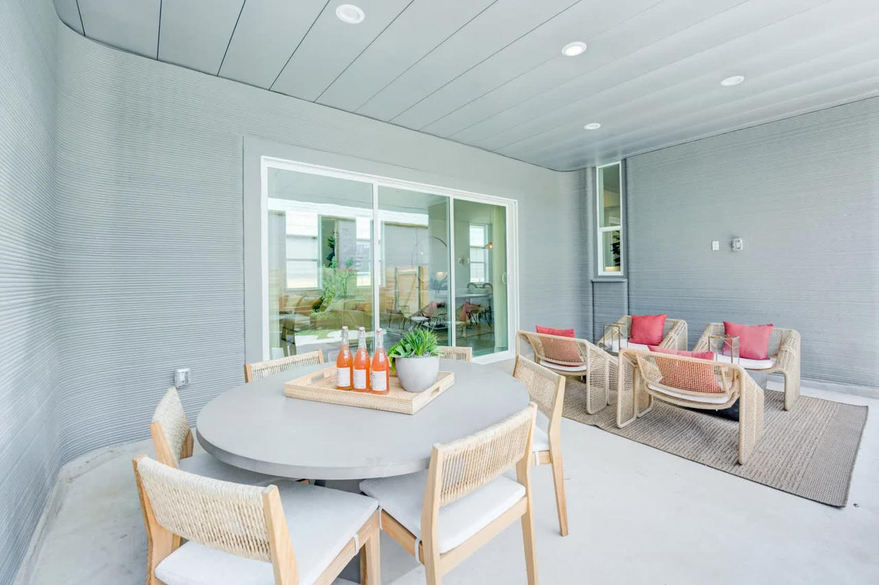 Khu nhà in 3D lớn nhất thế giới hoàn thành ngôi nhà đầu tiên