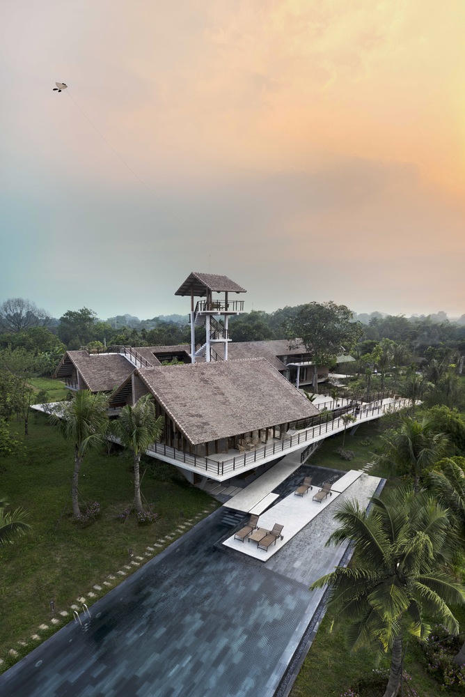 Ngắm căn nhà mái ngói như khu nghỉ dưỡng tại ngoại ô Hà Nội