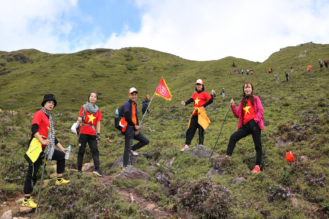 Leo núi và tầm quan trọng của hướng dẫn viên chuyên nghiệp