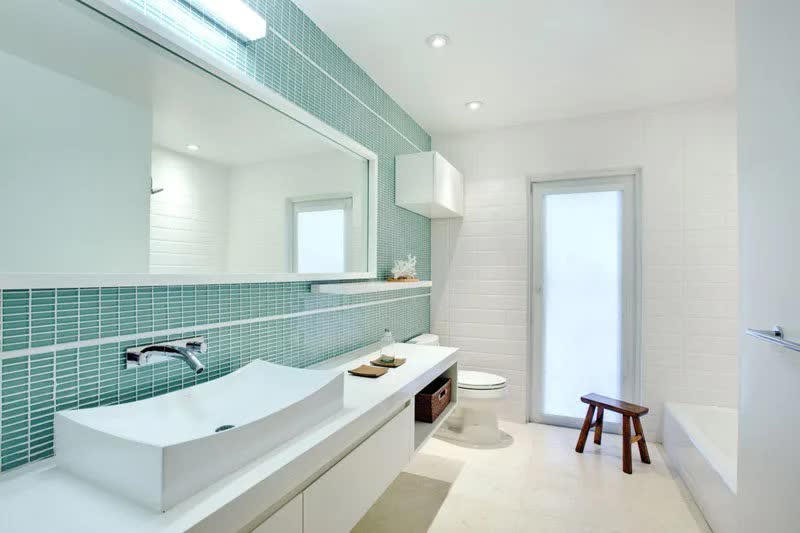 Gợi ý 5 cặp màu mang lại vẻ đẹp tuyệt vời cho phòng tắm 