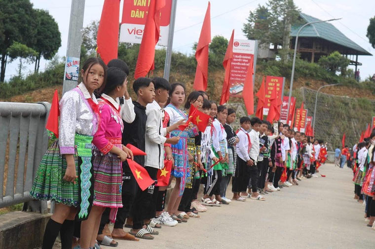 Đồng bào vùng cao Yên Bái vui mừng với các lễ hội mừng Tết Độc lập