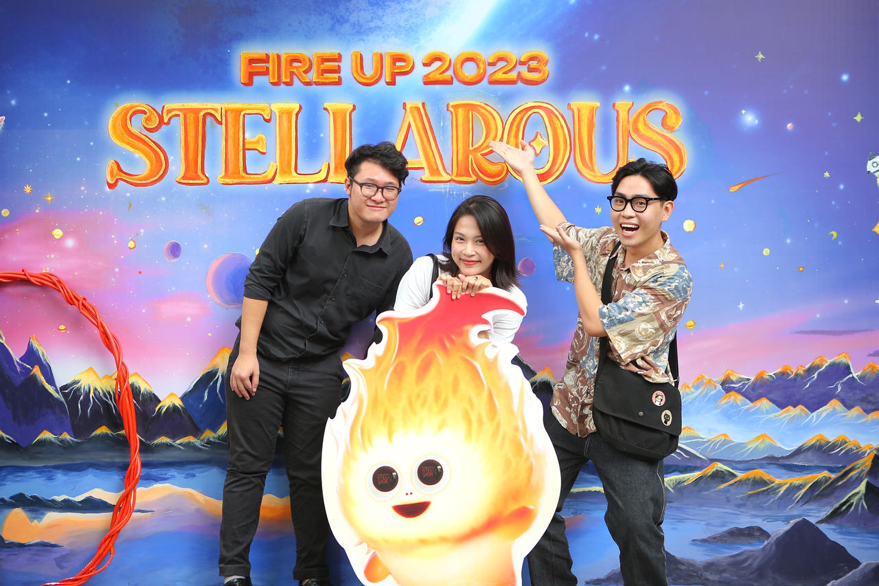 Ấn tượng với Ngày hội chào tân sinh viên trường Báo