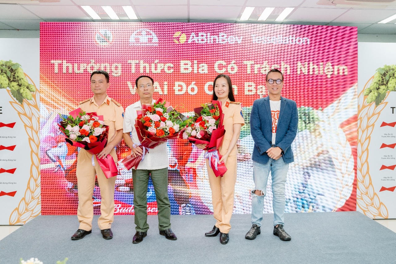 AB InBev tiếp tục nâng cao văn hóa thưởng thức bia có trách nhiệm cho hàng ngàn công nhân viên tại Hòa Bình