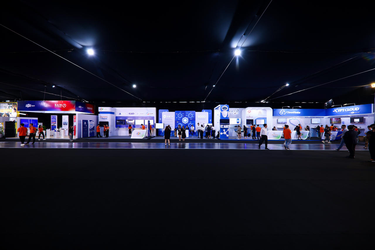 FPT trình làng hệ sinh thái khách hàng thân thiết Happy Club