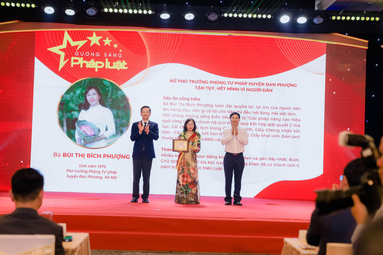 Các Gương sáng pháp luật được tôn vinh năm 2023