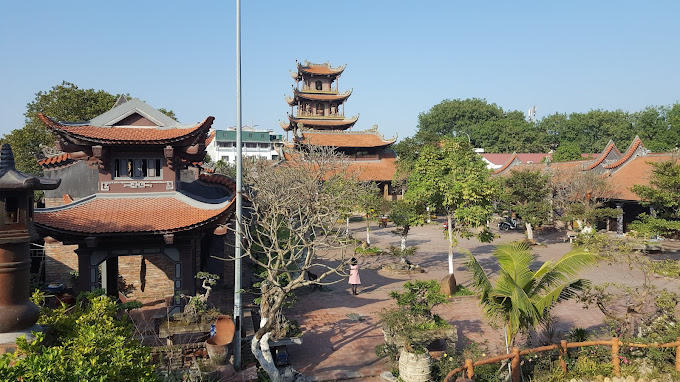 Chùa Tiêu Dao ở Bát Tràng: nghệ thuật gốm sứ tinh hoa