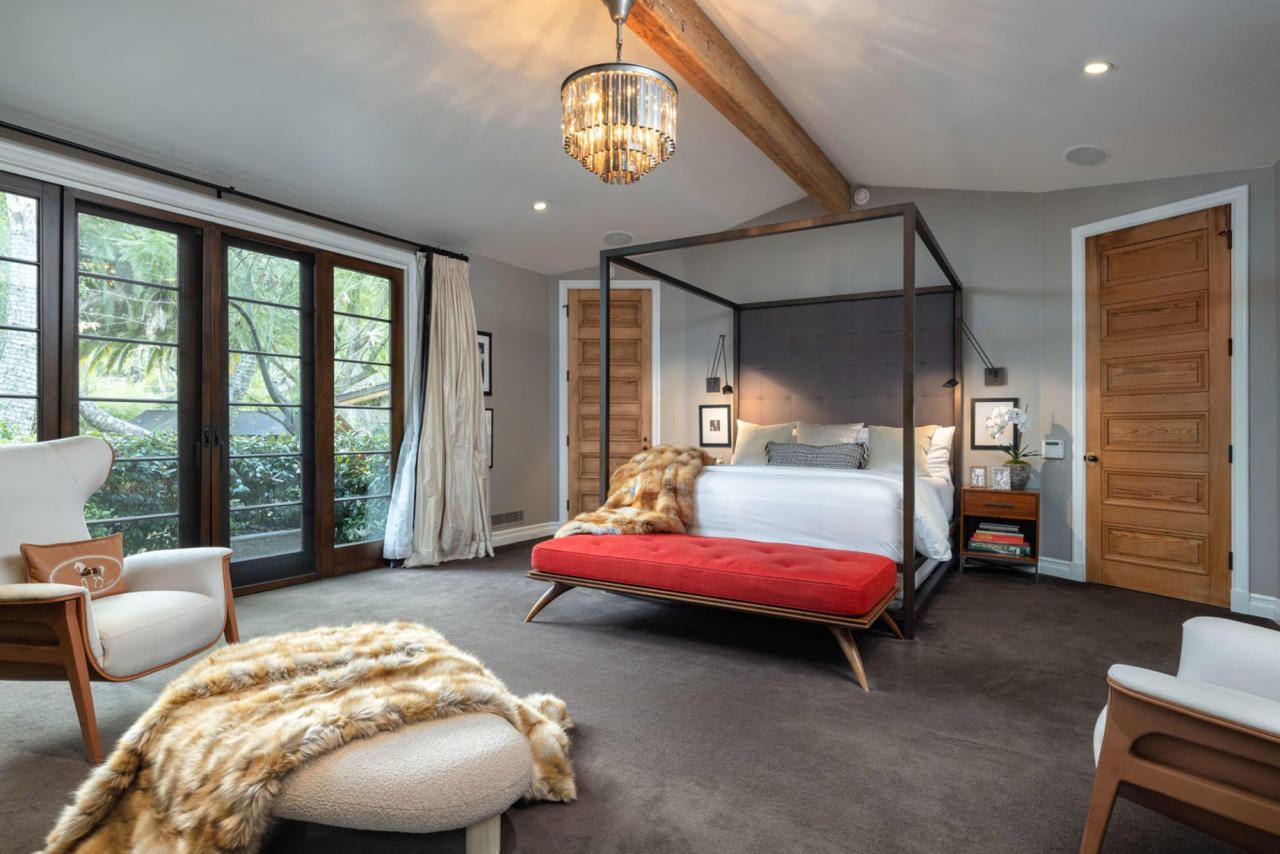 Khám phá biệt thự đẳng cấp của nữ ca sĩ Jennifer Lopez