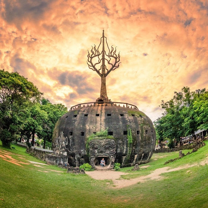 Khám phá vườn tượng Phật độc đáo giữa thủ đô Viêng Chăn