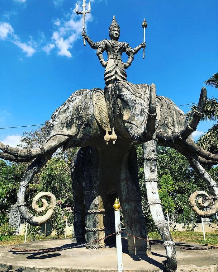 Khám phá vườn tượng Phật độc đáo giữa thủ đô Viêng Chăn