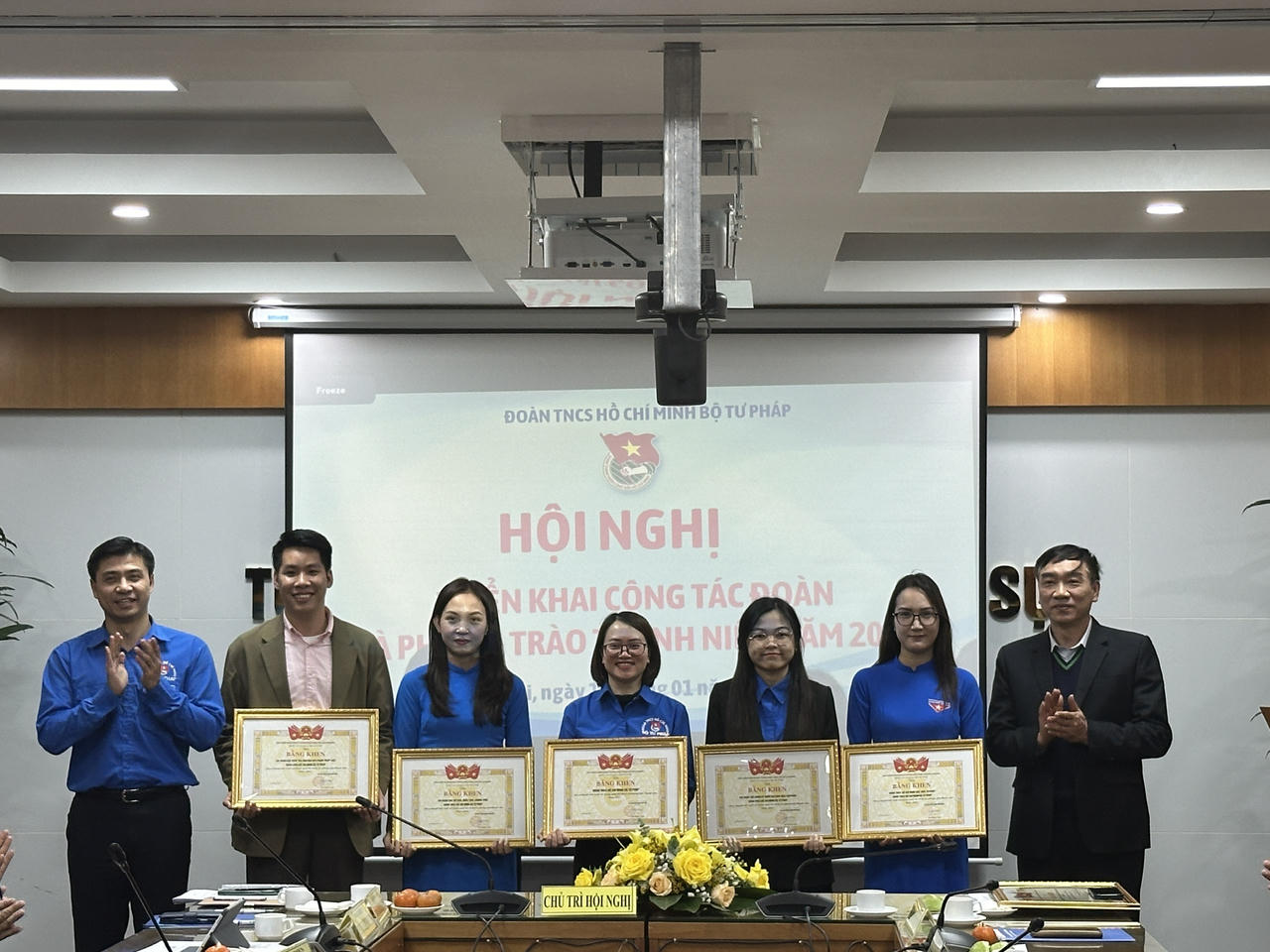 Tổng kết công tác Đoàn và phong trào thanh niên năm 2023; triển khai nhiệm vụ công tác năm 2024 