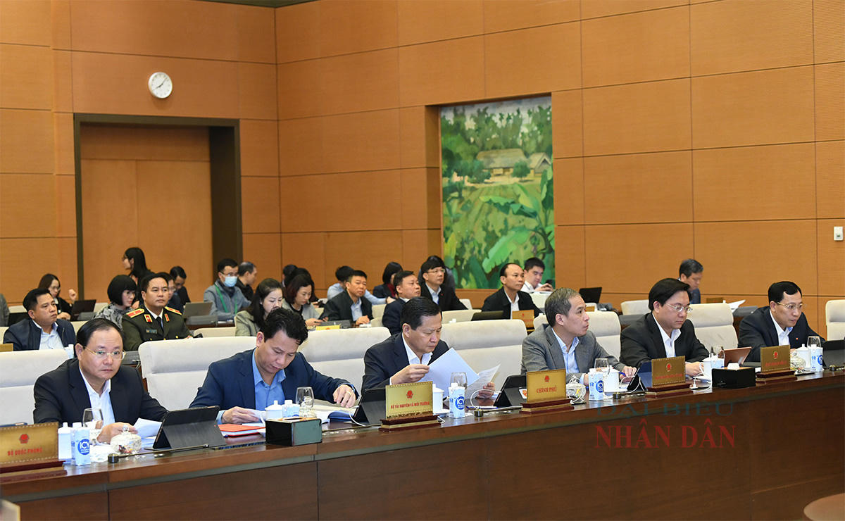 Tiếp tục cho ý kiến về giải trình, tiếp thu, chỉnh lý dự thảo Luật Đất đai (sửa đổi) 