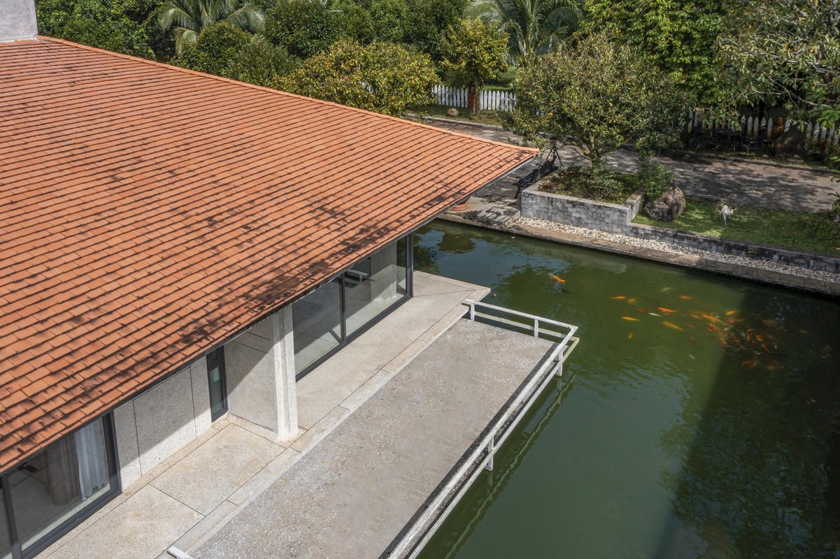 Độc đáo căn biệt thự lơ lửng trên mặt nước ở Đồng Nai 