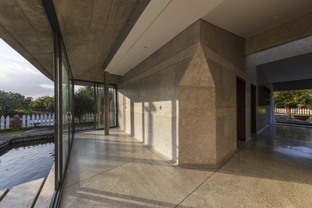 Độc đáo căn biệt thự lơ lửng trên mặt nước ở Đồng Nai 