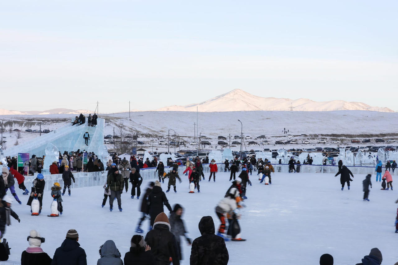 Chiêm ngưỡng Lễ hội Băng tuyết tại Mông Cổ mới lập kỷ lục Guinness 