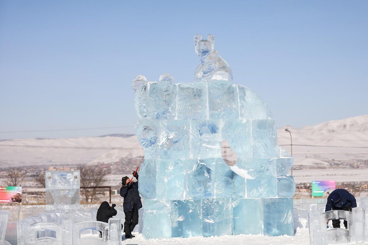 Chiêm ngưỡng Lễ hội Băng tuyết tại Mông Cổ mới lập kỷ lục Guinness 