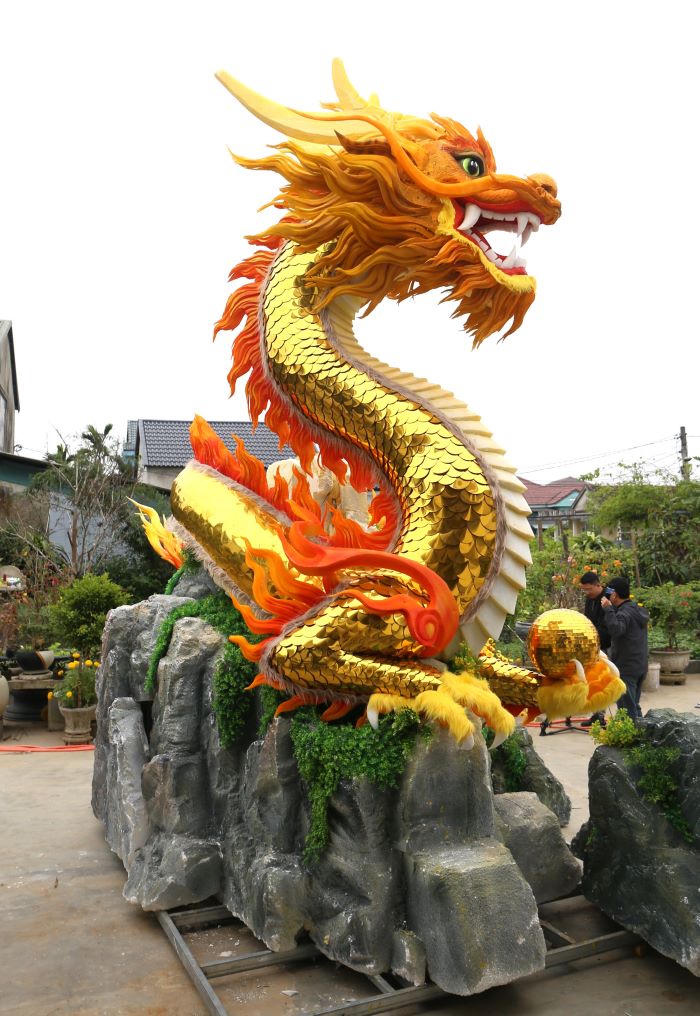 Linh vật rồng Xuân Giáp Thìn 2024 khắp 3 miền hội tụ