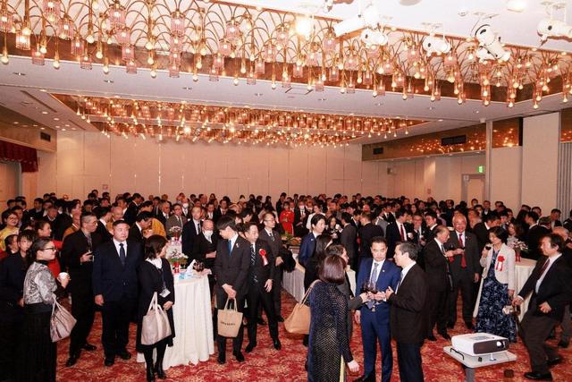 Tết ấm áp của cộng đồng người Việt ở nước ngoài 