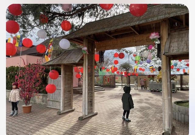 Tết ấm áp của cộng đồng người Việt ở nước ngoài 