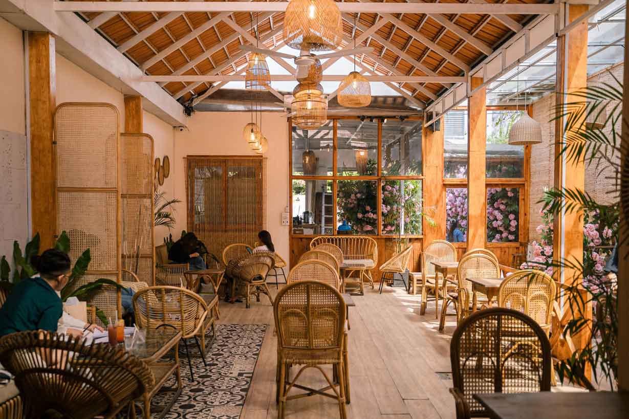 Quán cà phê mở xuyên Tết 