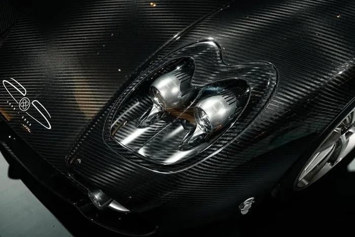 Cận cảnh Siêu xe Pagani Utopia giá gần 53 tỷ đồng đầu tiên có mặt tại Singapore 