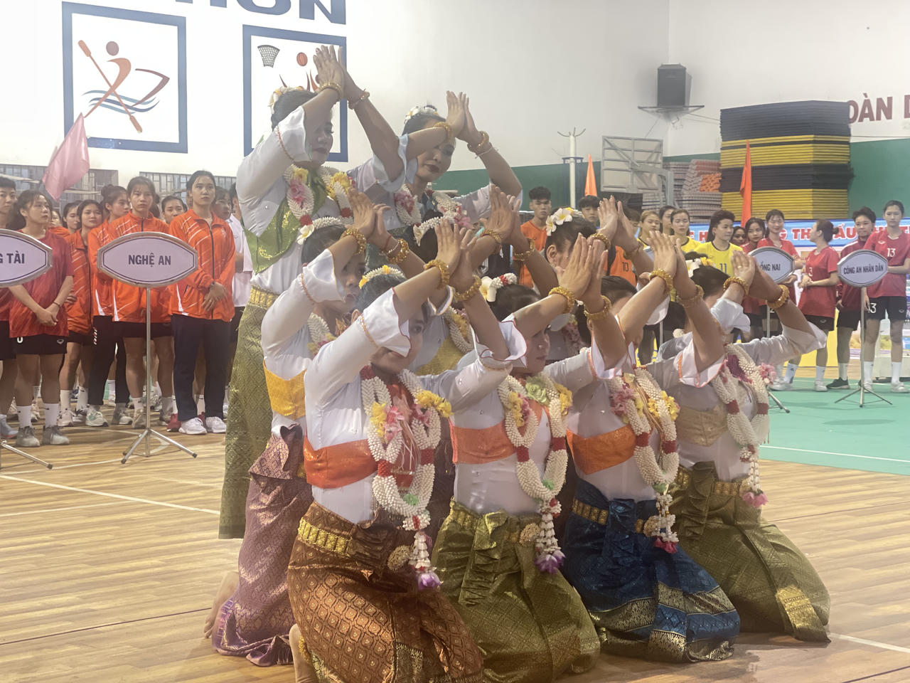 Khai mạc giải vô địch các Câu lạc bộ Cầu mây năm 2024