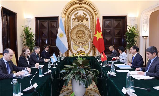 Củng cố và mở rộng quan hệ hợp tác Việt Nam - Argentina 