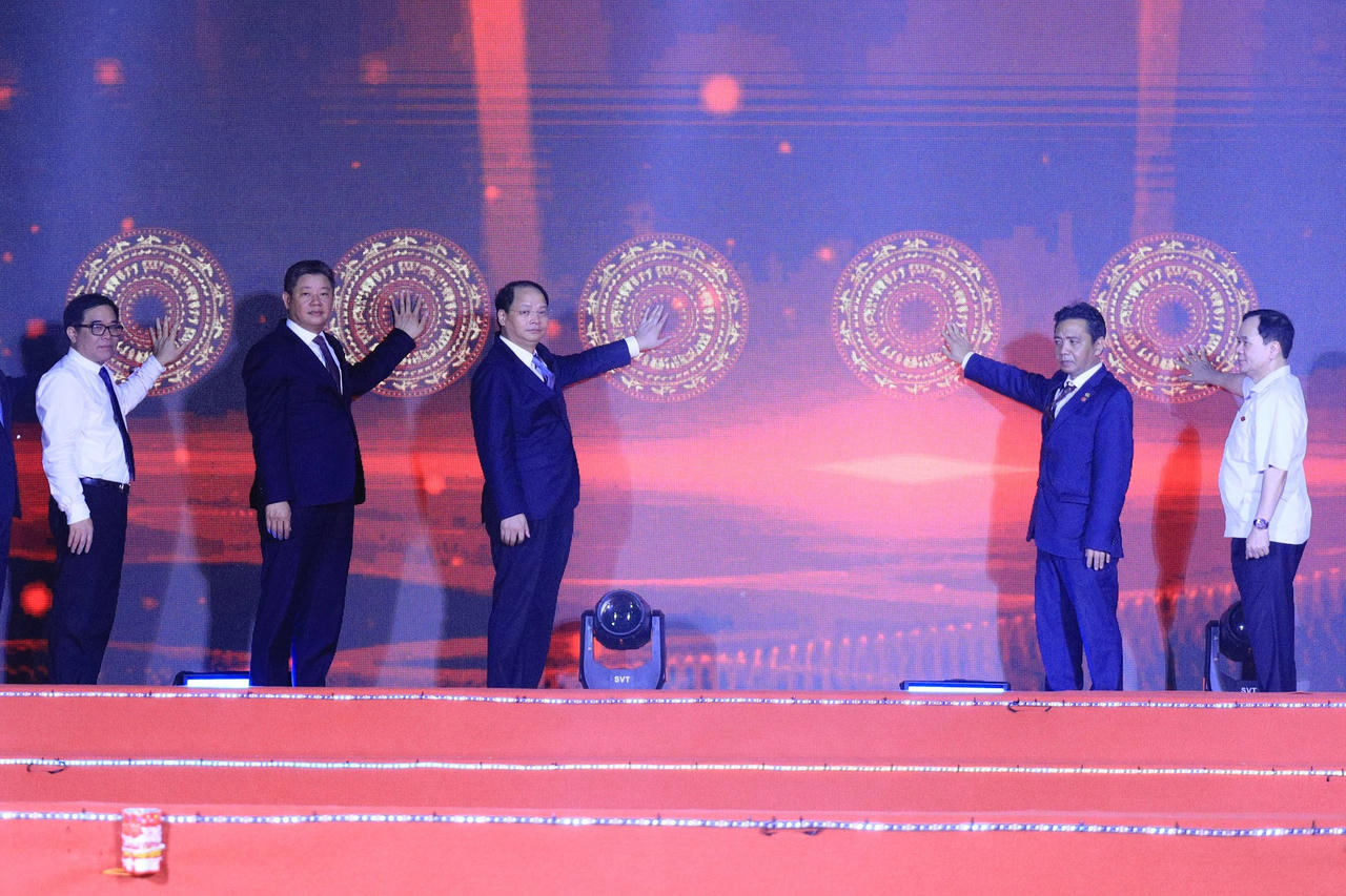 Huyện Quốc Oai đón Di sản văn hóa phi vật thể quốc gia 