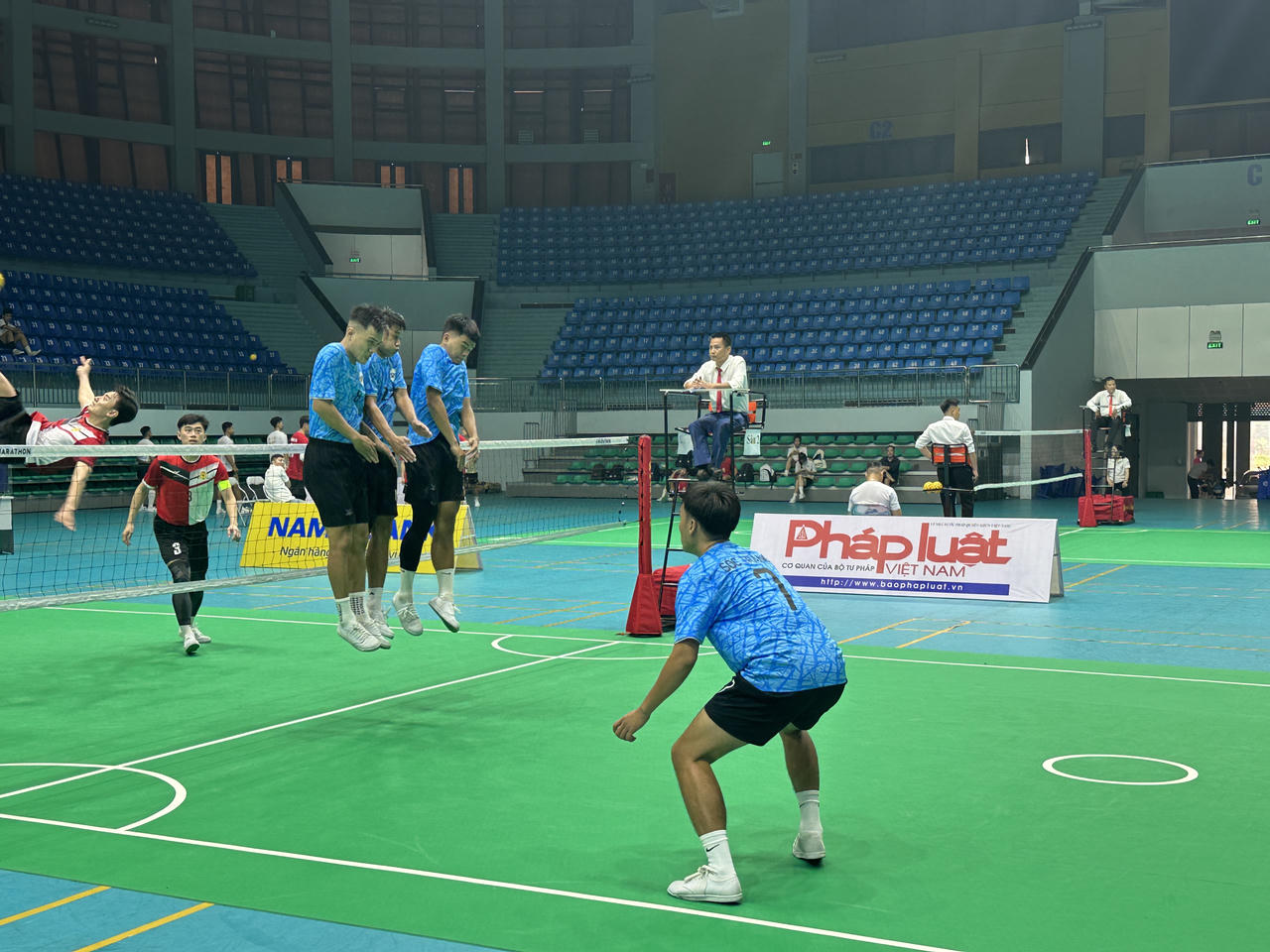 Các vận động viên hăng say thi đấu ngay sau lễ khai mạc “Giải vô địch cầu mây Quốc gia 2024”