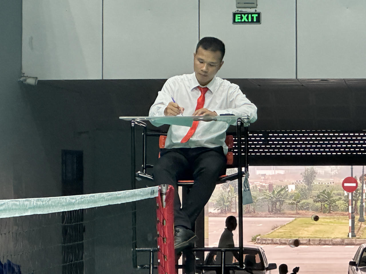 Các vận động viên hăng say thi đấu ngay sau lễ khai mạc “Giải vô địch cầu mây Quốc gia 2024”