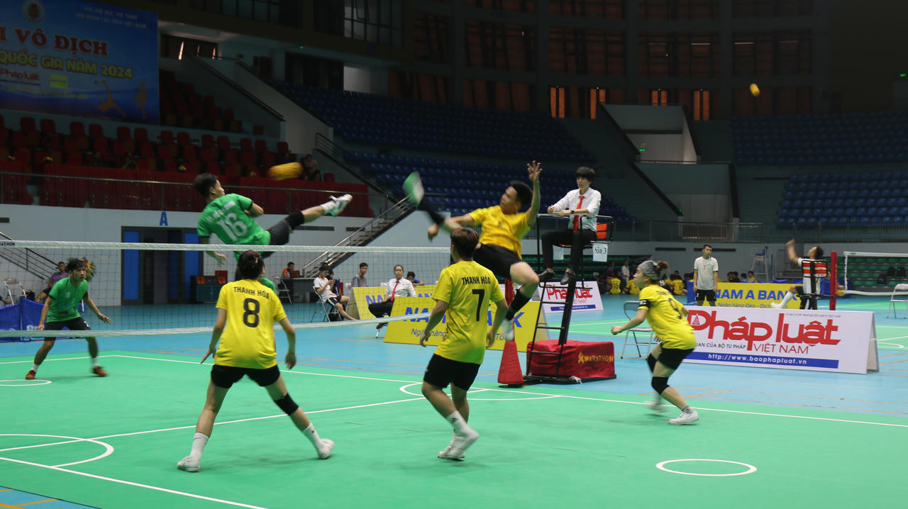 Hà Nội quá mạnh trong trận chung kết nội dung cầu mây đôi nam nữ hỗn hợp