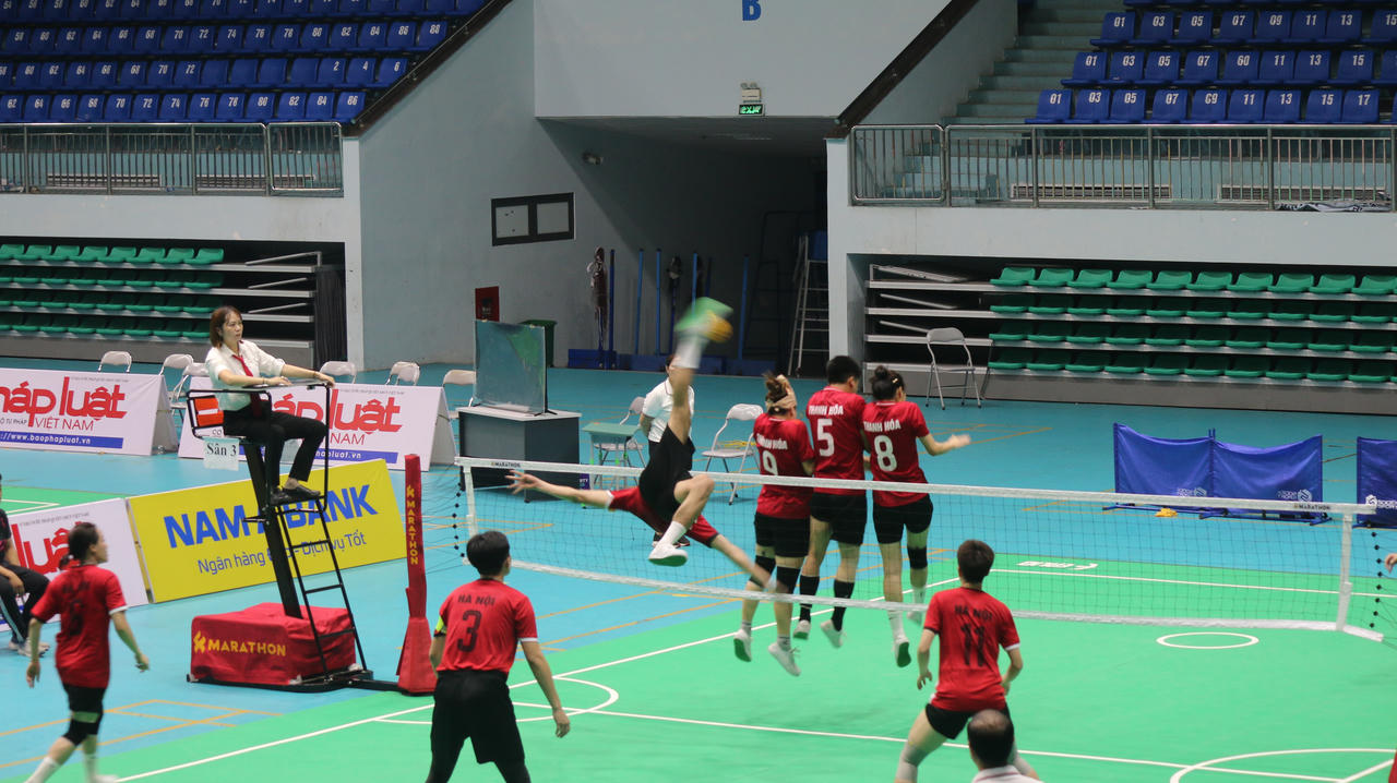 Hà Nội quá mạnh trong trận chung kết nội dung cầu mây đôi nam nữ hỗn hợp