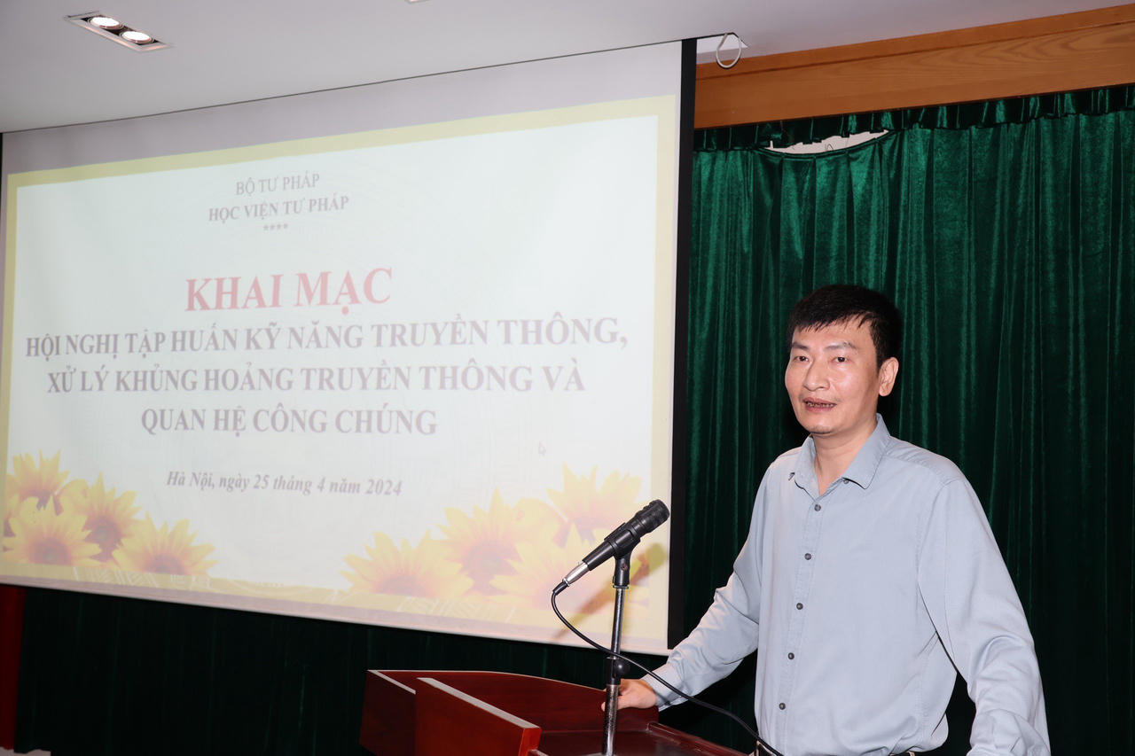 Khai mạc Hội nghị tập huấn kỹ năng truyền thông, xử lý khủng hoảng truyền thông và quan hệ công chúng