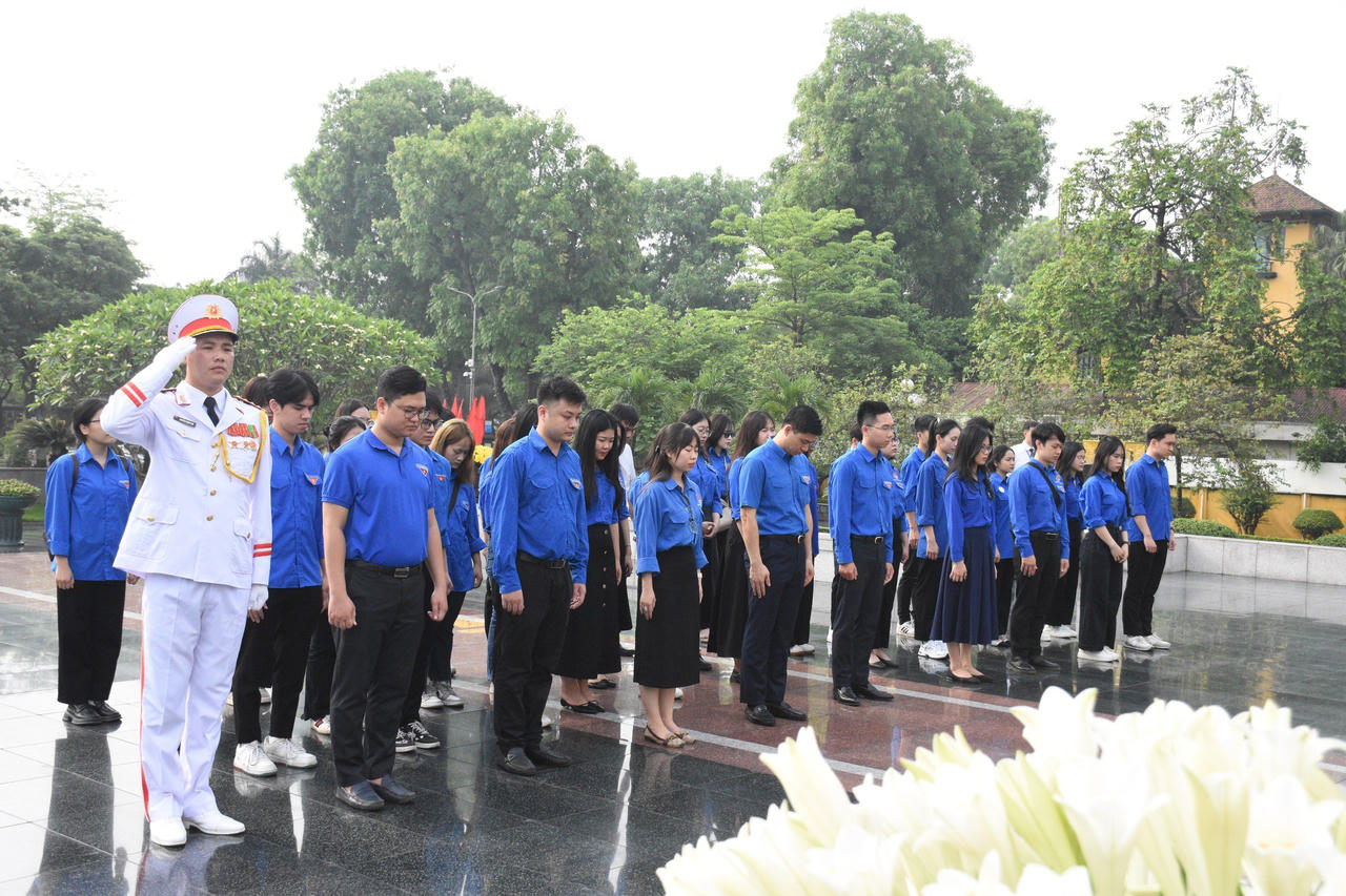 Đoàn Thanh niên Bộ Tư pháp: Tự hào 70 năm chiến thắng Điện Biên phủ