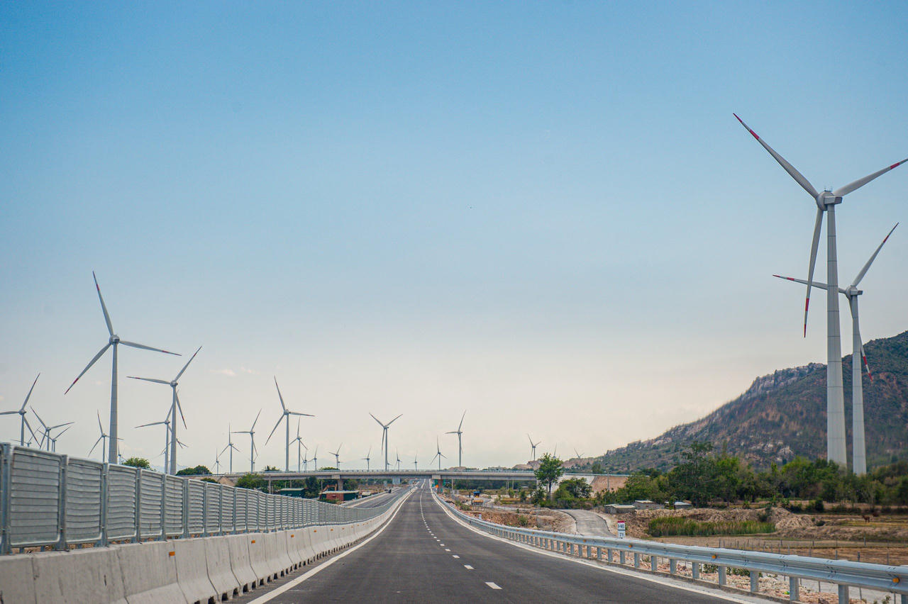 Từ 0h ngày 28/5, chính thức thu phí sử dụng cao tốc Cam Lâm - Vĩnh Hảo