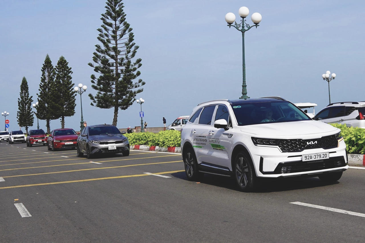 Nhiều sự kiện nổi bật giới thiệu Kia Sorento Hybrid trên toàn quốc 