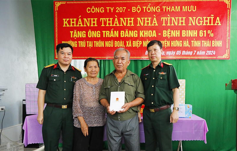 Công ty 207 - Bộ Tổng Tham mưu trao tặng Nhà tình nghĩa tại Thái Bình