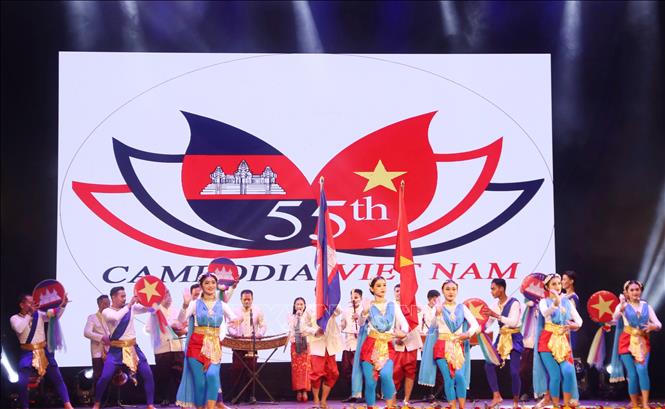 Vun đắp mối quan hệ hợp tác toàn diện Việt Nam - Campuchia ngày càng phát triển