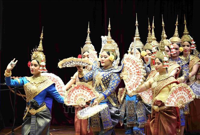 Vun đắp mối quan hệ hợp tác toàn diện Việt Nam - Campuchia ngày càng phát triển