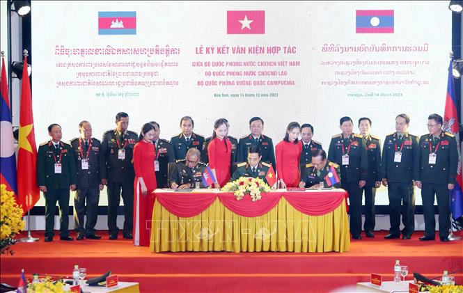 Vun đắp mối quan hệ hợp tác toàn diện Việt Nam - Campuchia ngày càng phát triển