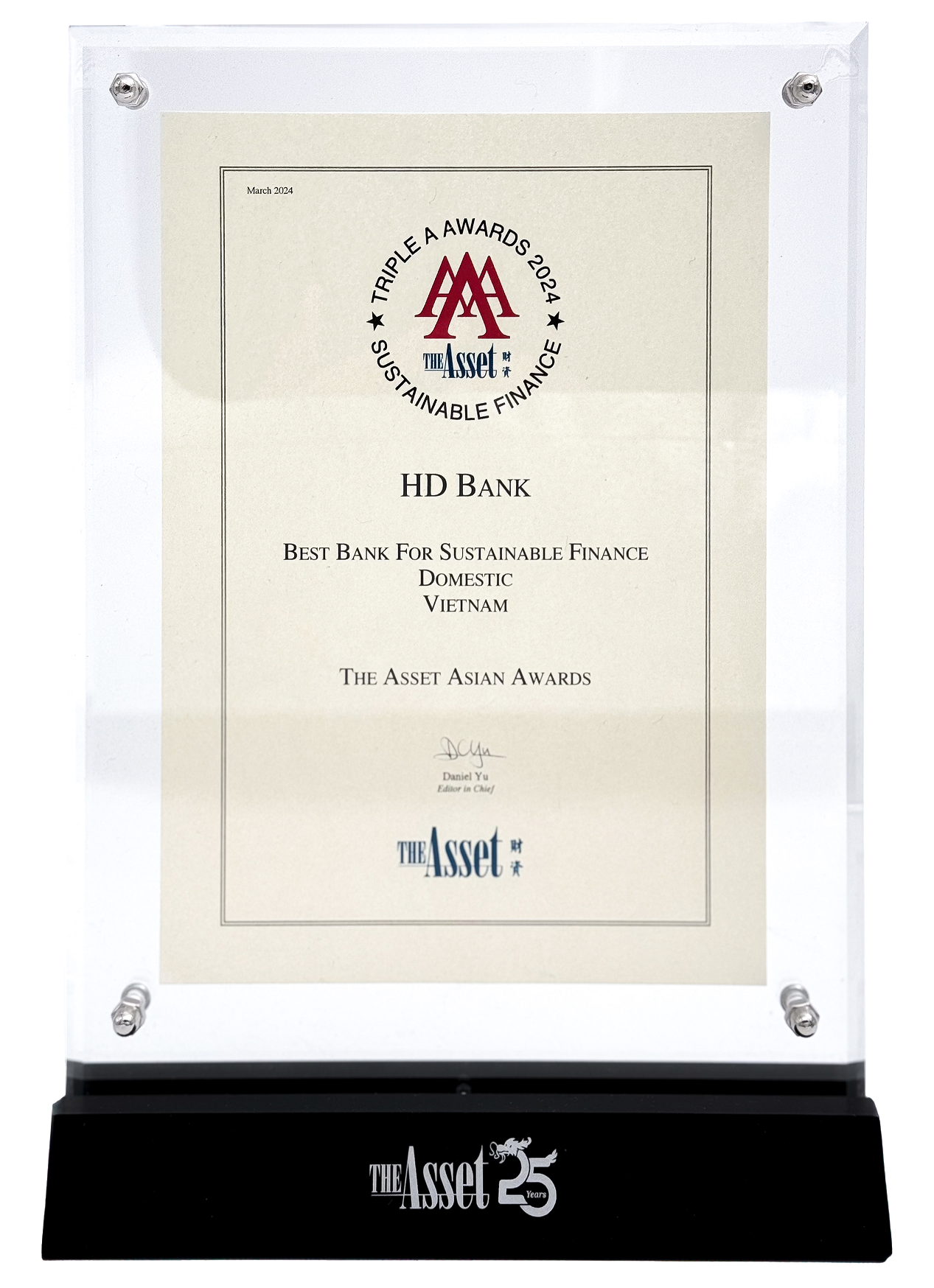 Các tổ chức quốc tế đánh giá cao chiến lược bán lẻ cộng hưởng số hóa của HDBank 